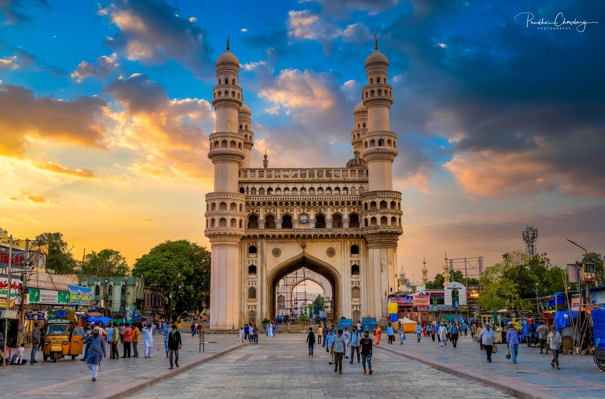 Karachi to Hyderabad car rental — comfortable intercity ride