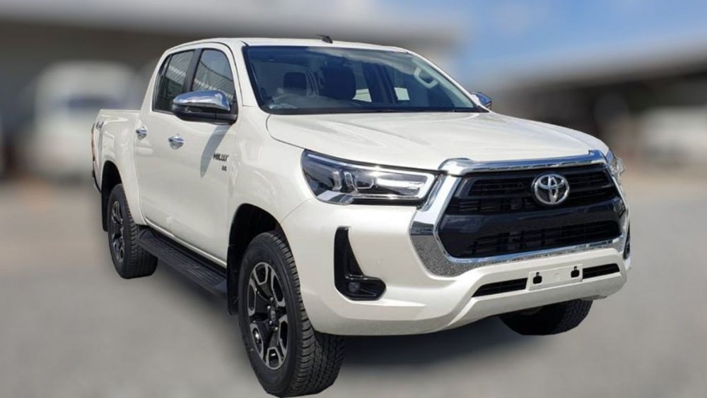 Toyota Revo 17 model facelift for rent in Karachi